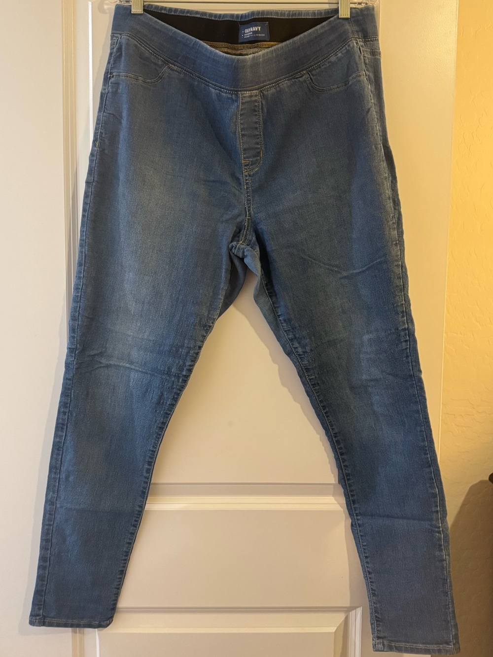 Old Navy Blue Pull-On Rockstar Skinny Jeans